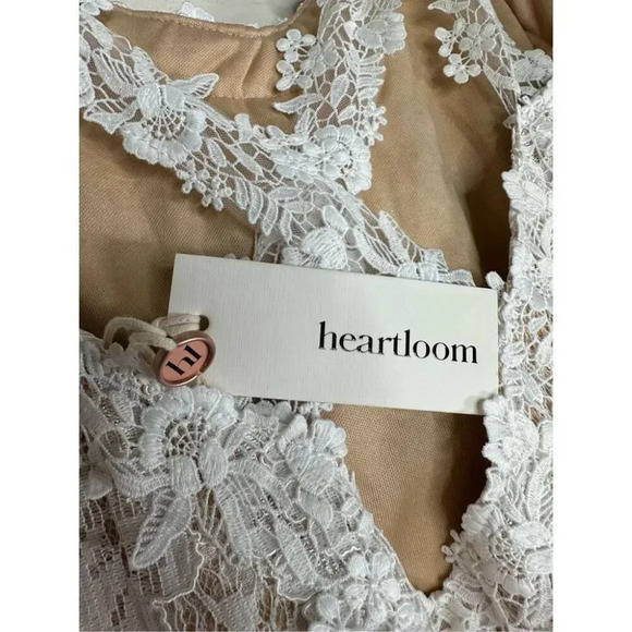 NWT Heartloom Della Lace Gown in Ivory Size Medium - Picture 8 of 10